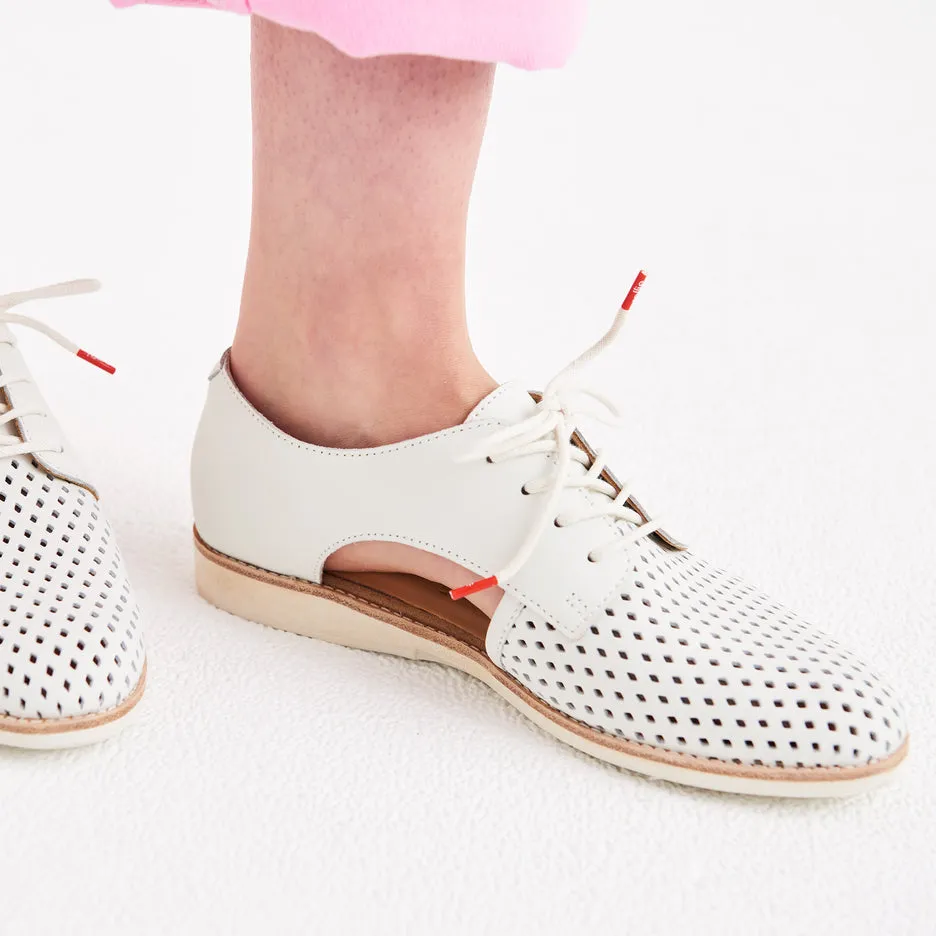 Derby Sidecut Punch White