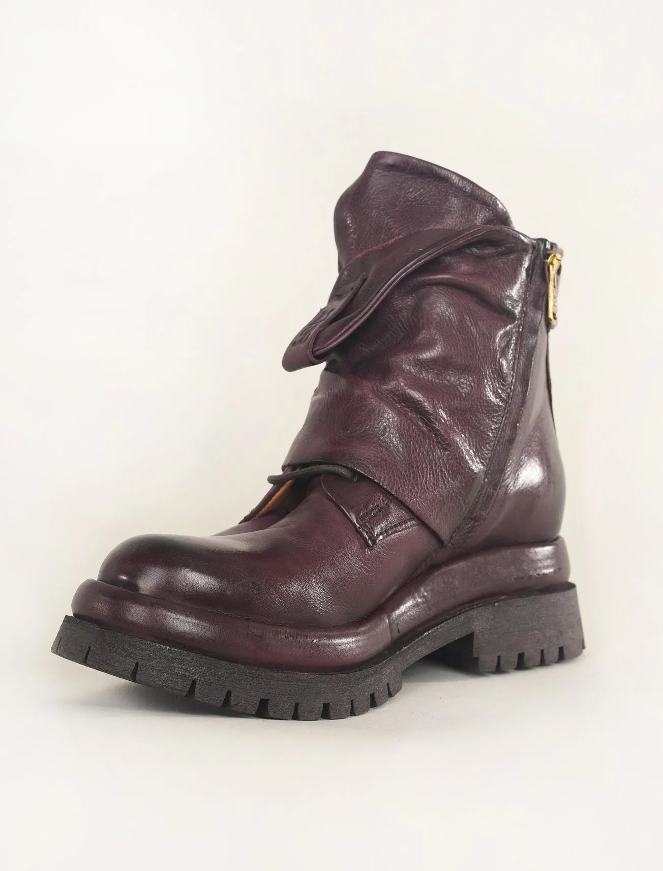 Drakie Boot, Eggplant