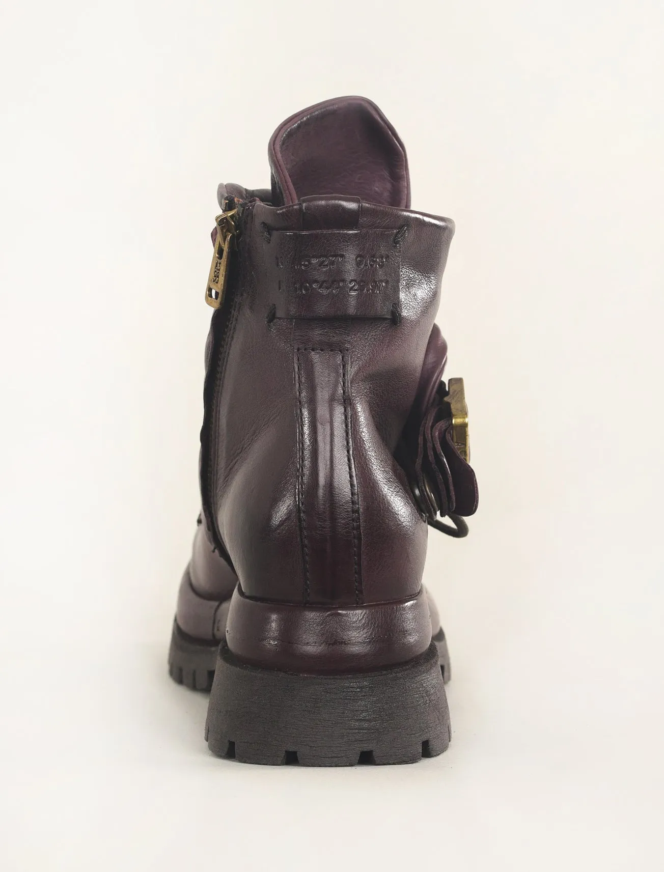 Drakie Boot, Eggplant