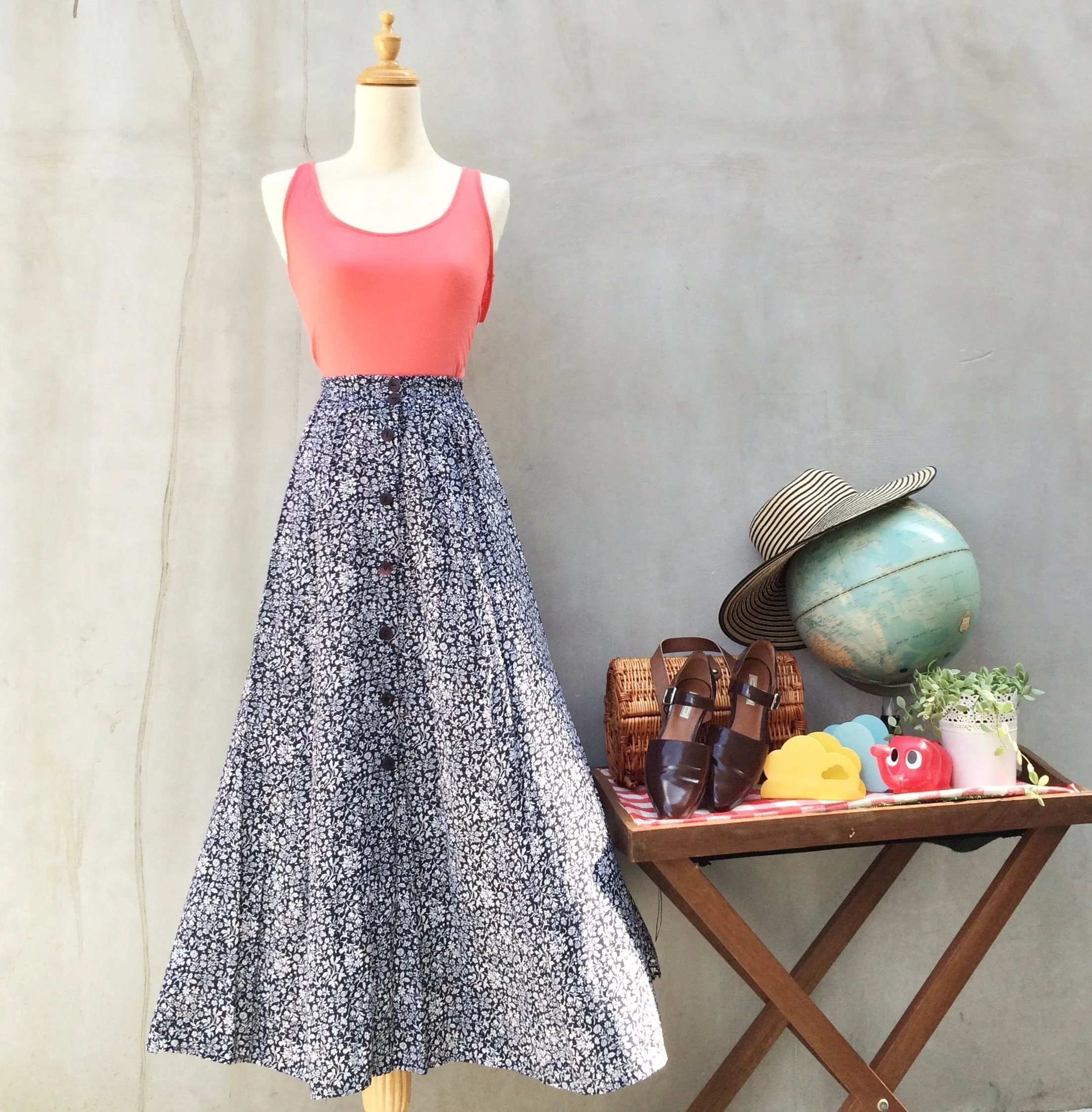 Grunge Gateway | Vintage 1980s 1990s button down Grunge Punk rock Dark blue white floral Skirt