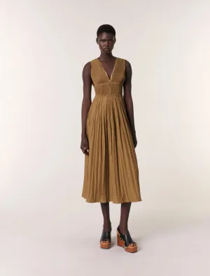 Jewellery neckline pleated dress