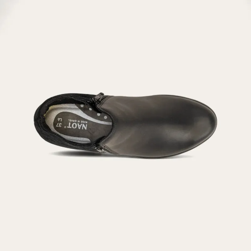 Naot Women's Helm - Black Raven/Black Suede