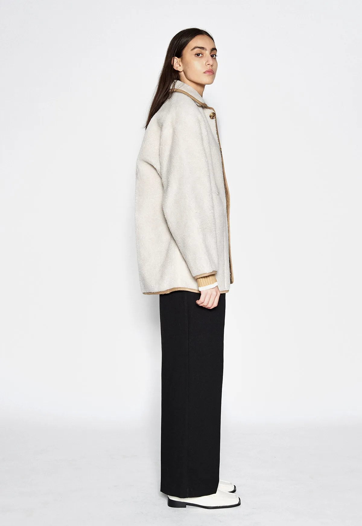 Reversible Vegan Shearling Jacket Oatmeal