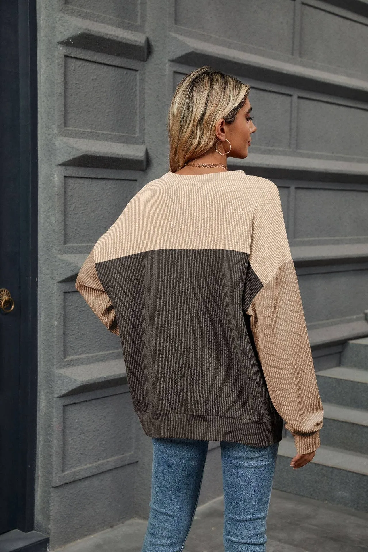Ribbed Color Block Long Sleeve Shirt