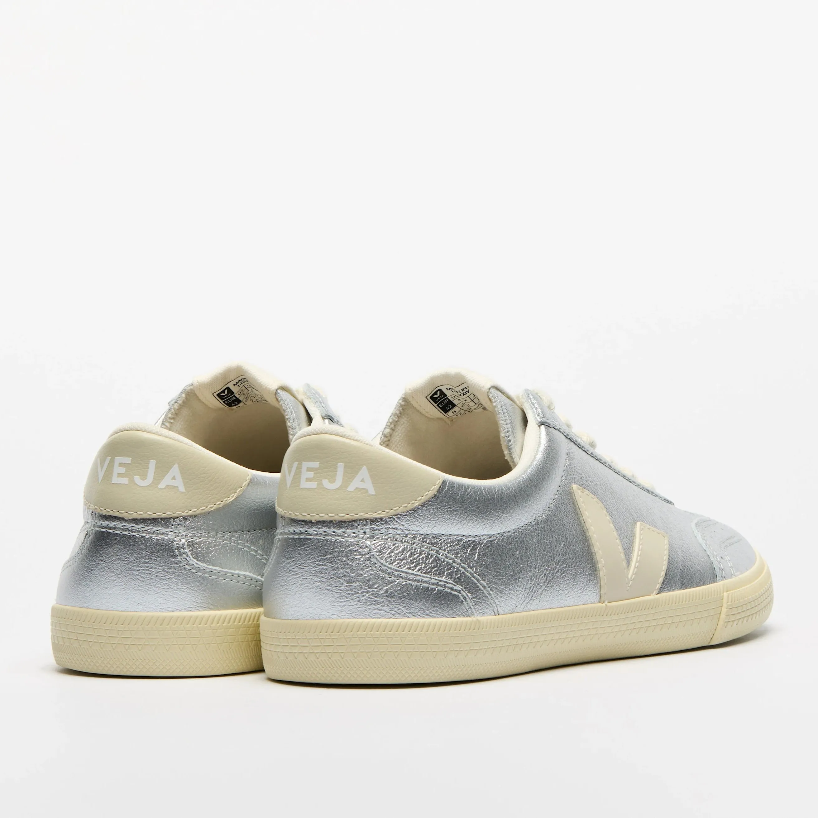 VEJA Volley Leather Silver Pierre