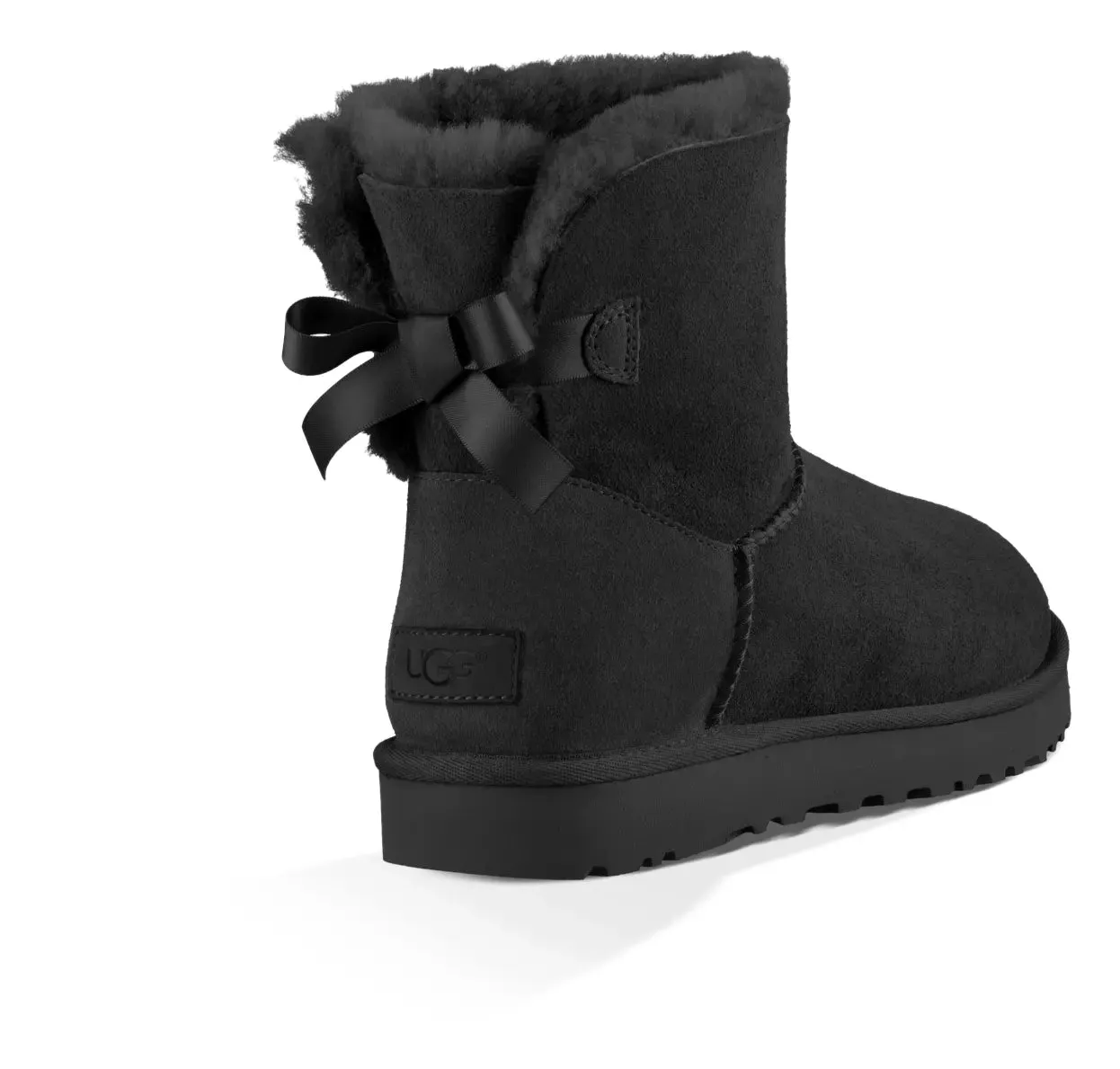 Women’s UGG Mini Bailey Bow II – Cozy Sheepskin Boot with a Feminine Touch