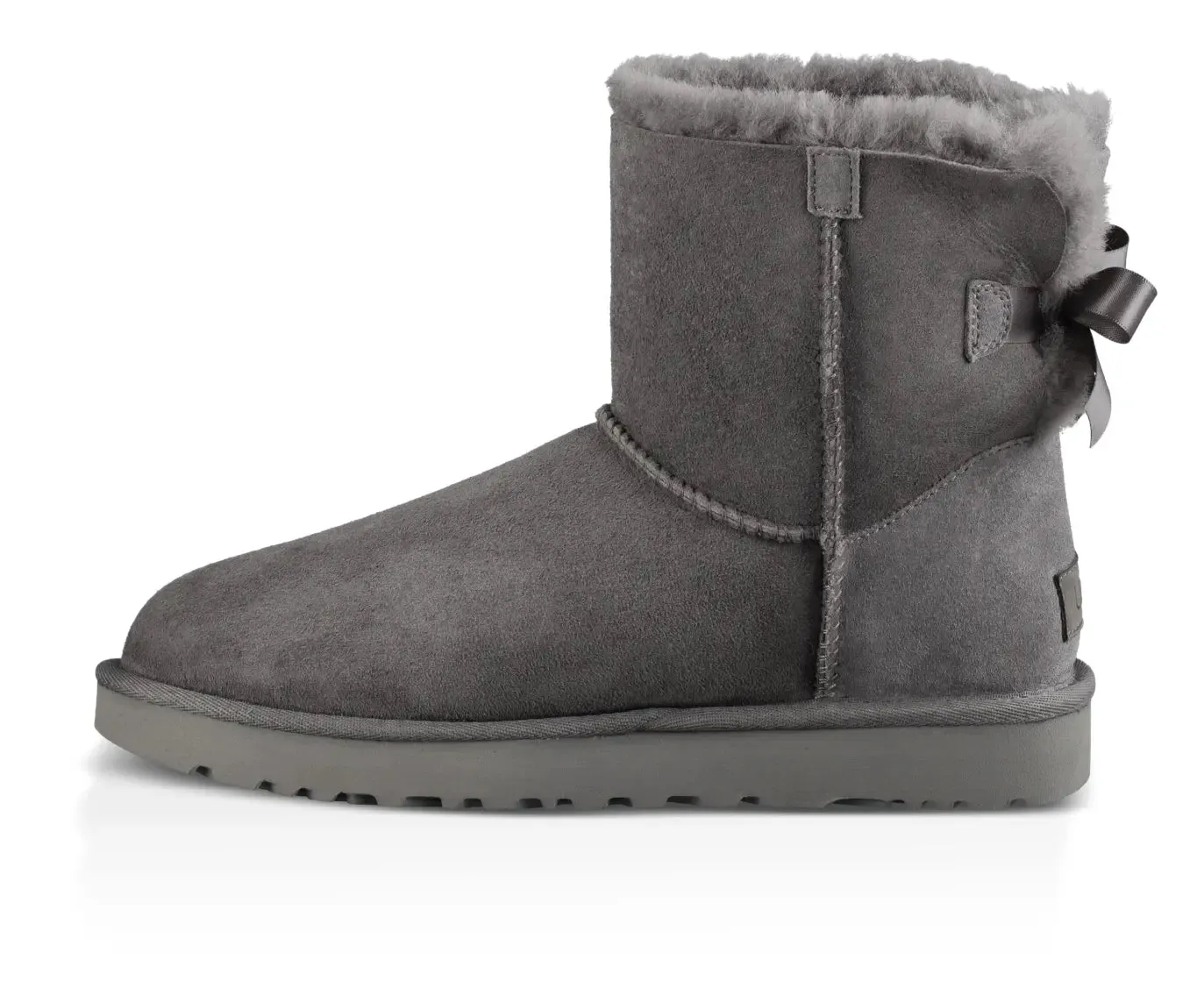 Women’s UGG Mini Bailey Bow II – Cozy Sheepskin Boot with a Feminine Touch